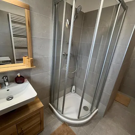 Apartment Charming Near Prague Airport *