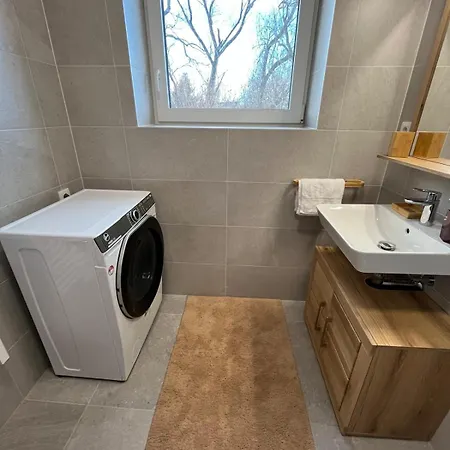 Charming Near Prague Airport Apartment *
