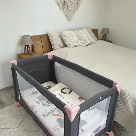 Charming Near Prague Airport Apartment *