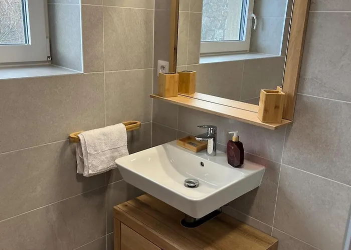 Charming Near Prague Airport Διαμέρισμα